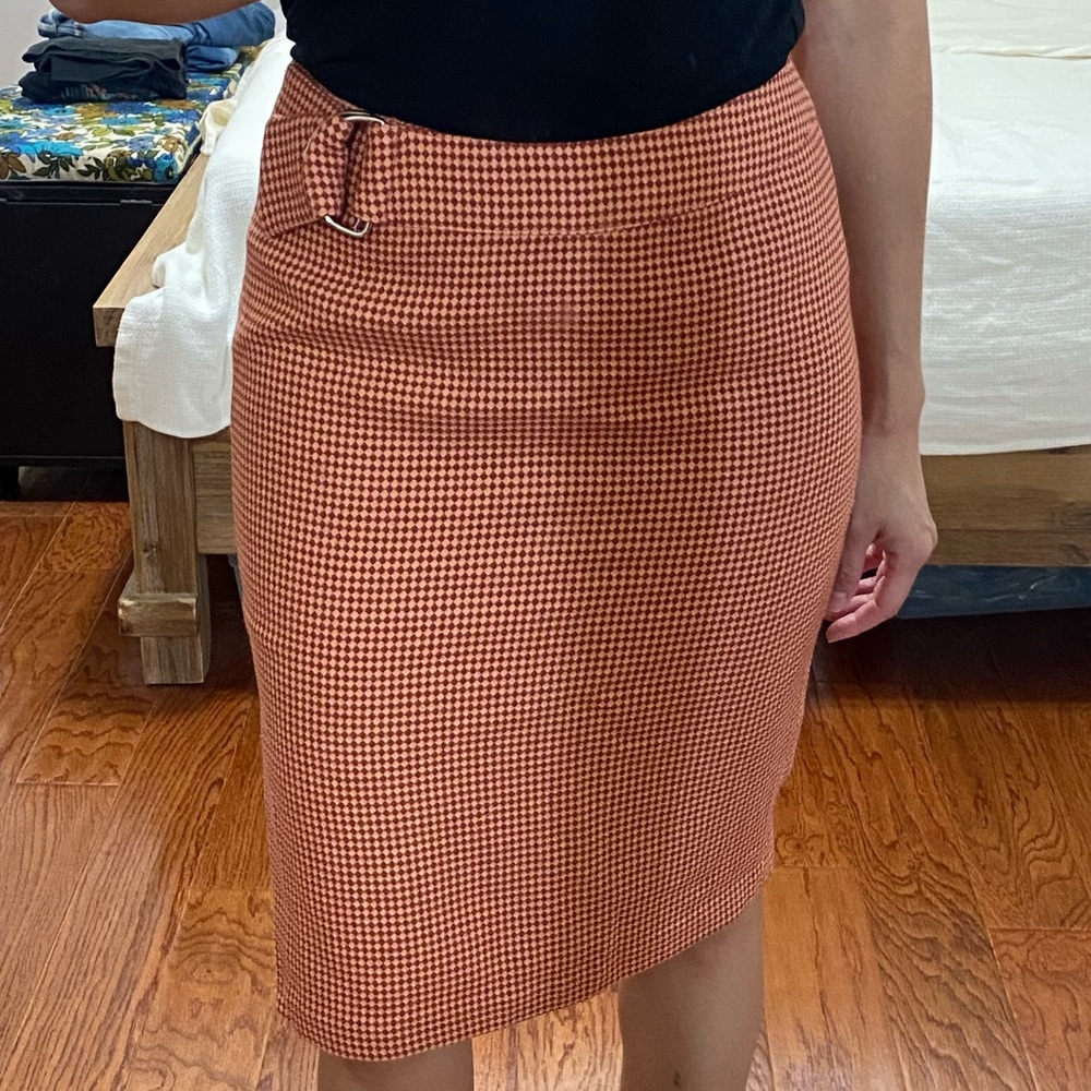 NEW LOW PRICE🔥 TOCCA Pink and Burgundy Pencil Skirt